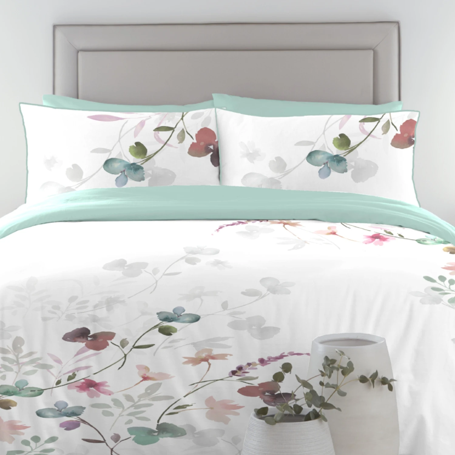 Appletree Athena Multi Duvet Cover Set 2 Appletree Athena Multi Duvet Cover Set - Image 2
